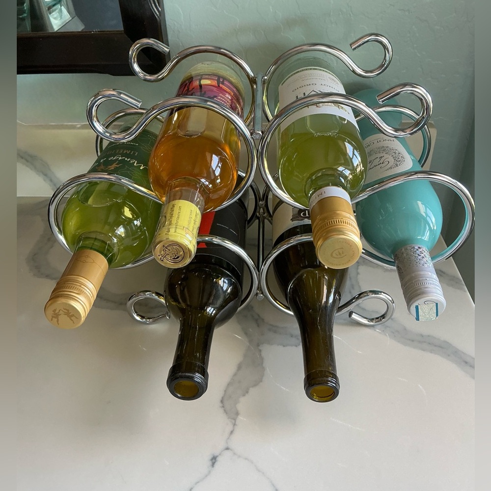 NWOT🍷Wine Rack🍷 Chrome Metal Stand Holds 6 Bottles